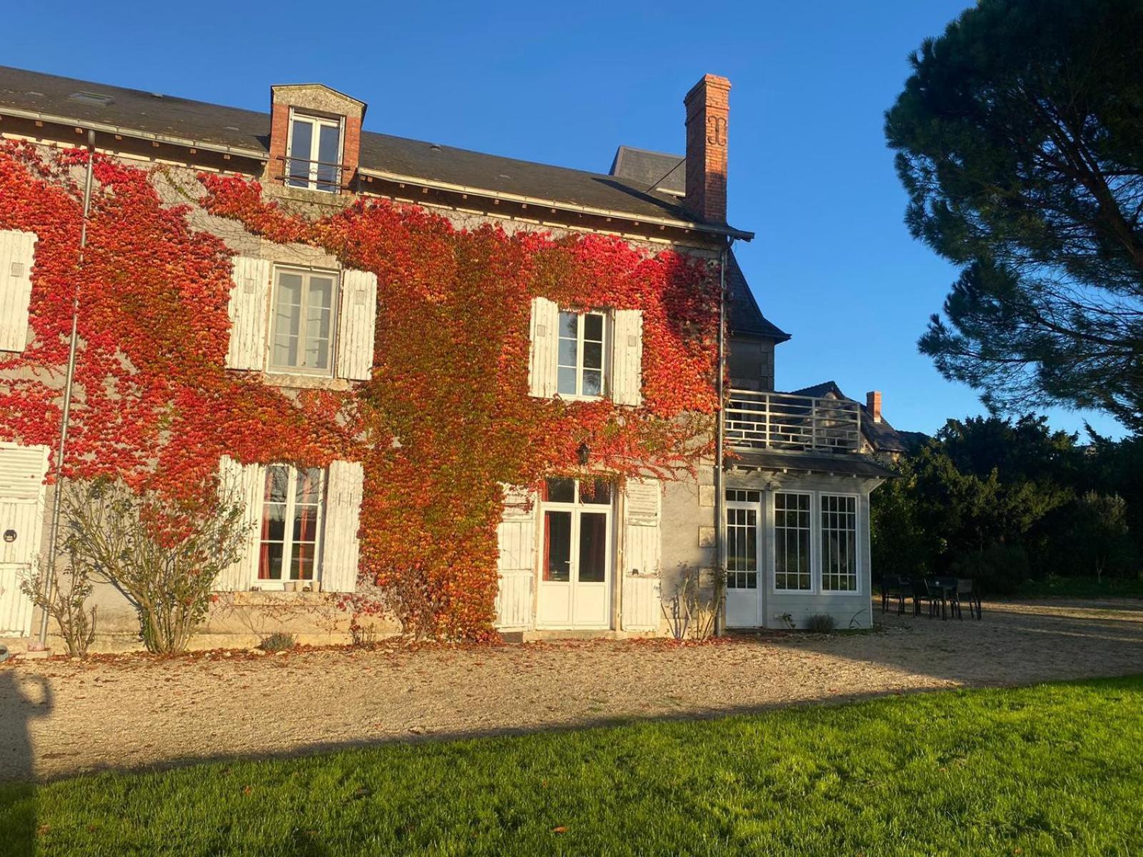 2 Chambres 5 Pers Domaine De Treuillaud Villers-les-Ormes Buitenkant foto